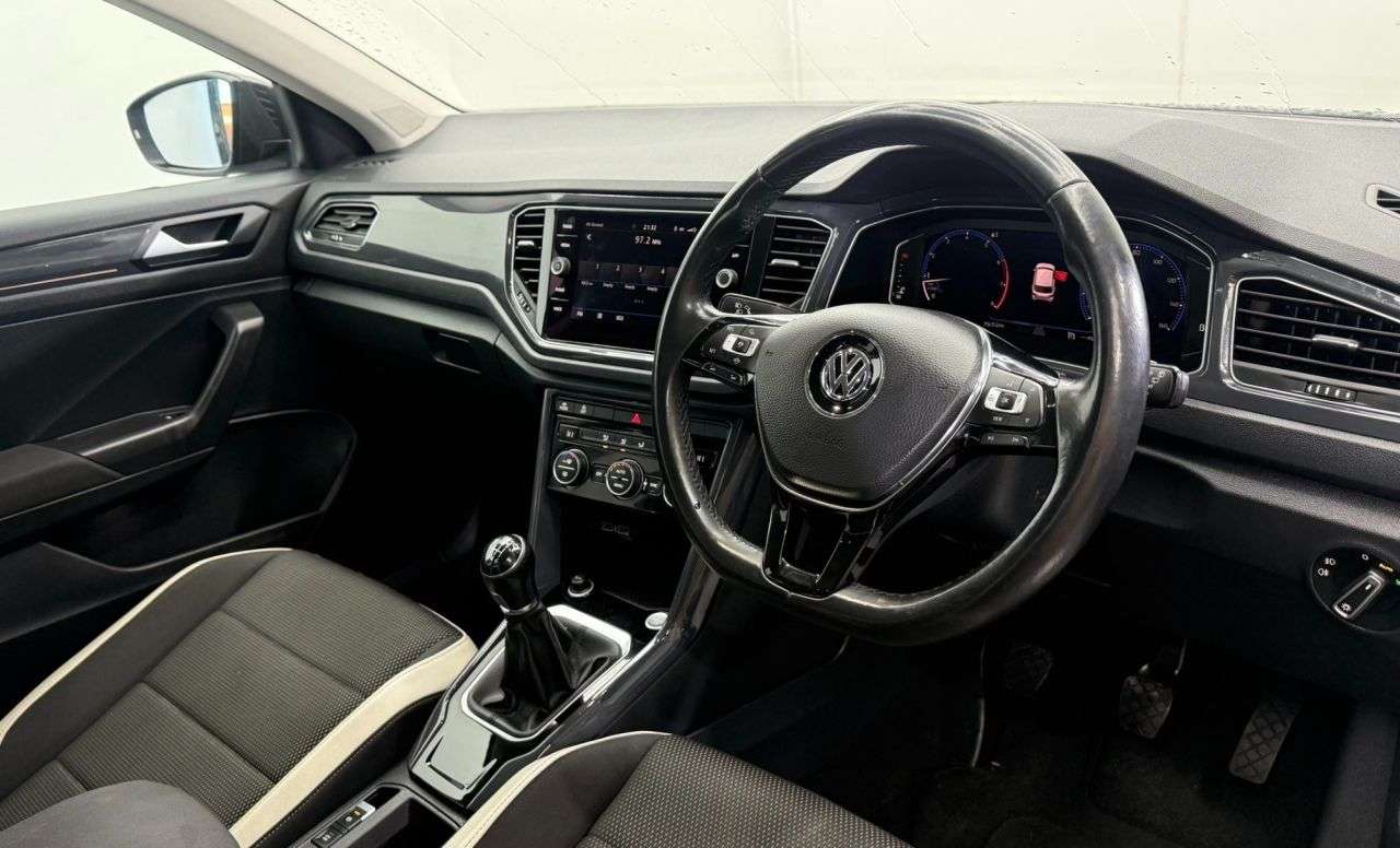 2019 VOLKSWAGEN T-ROC 2019 VOLKSWAGEN T-ROC