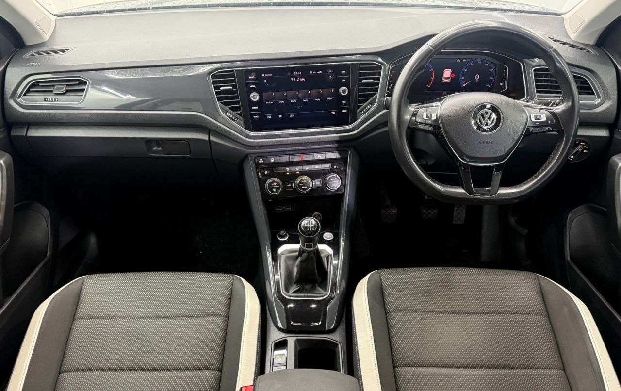 2019 VOLKSWAGEN T-ROC 2019 VOLKSWAGEN T-ROC