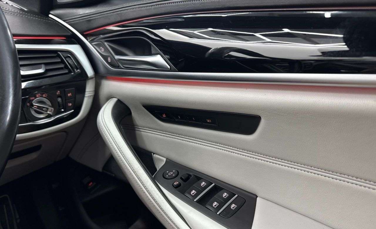 null BMW M5 null BMW M5