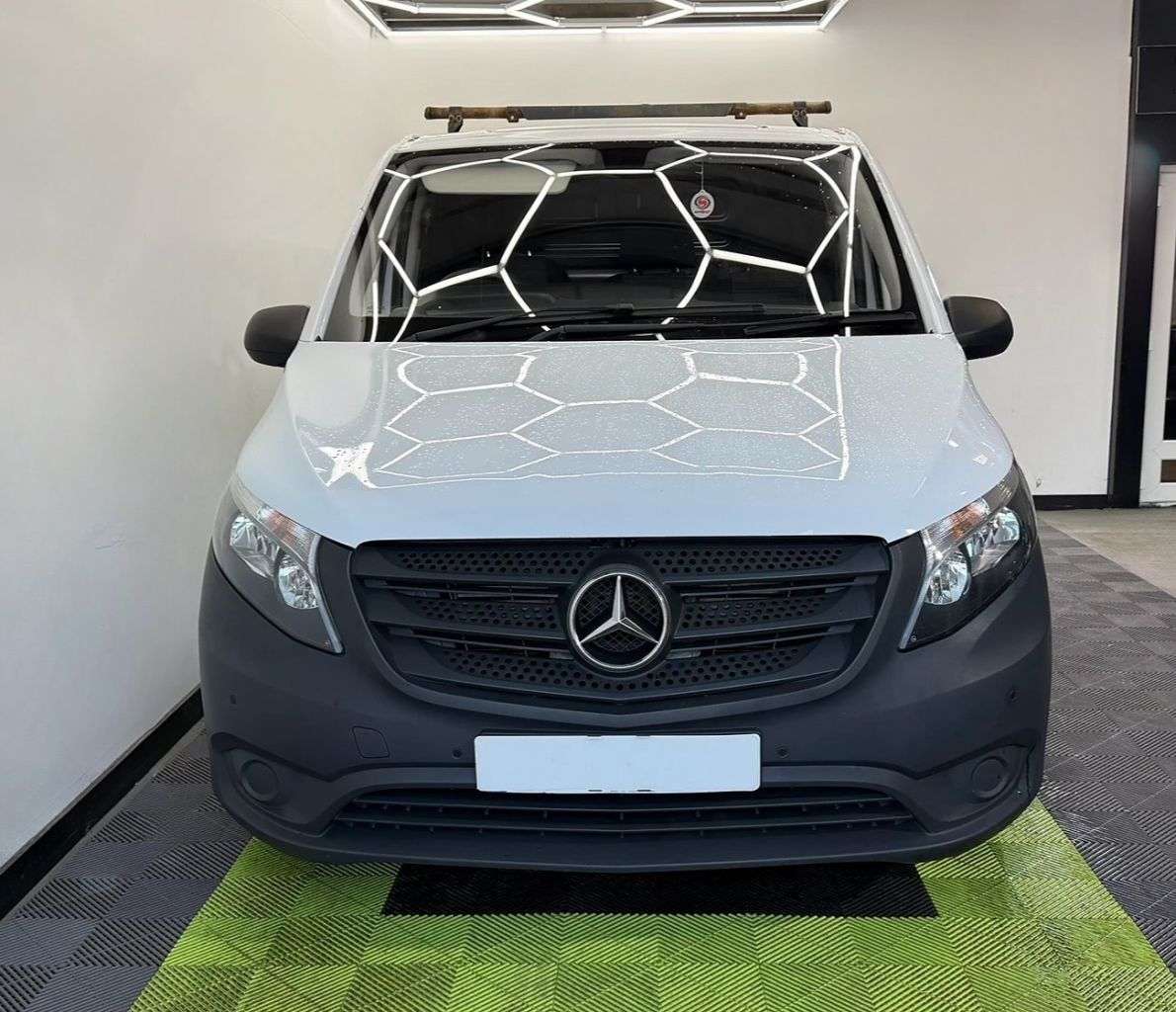 A 2019 MERCEDES-BENZ VITO 1.6 111 CDI Panel Van 6dr Diesel Manual FWD L2 Euro 6 (114 ps) A 2019 MERCEDES-BENZ VITO 1.6 111 CDI Panel Van 6dr Diesel Manual FWD L2 Euro 6 (114 ps)