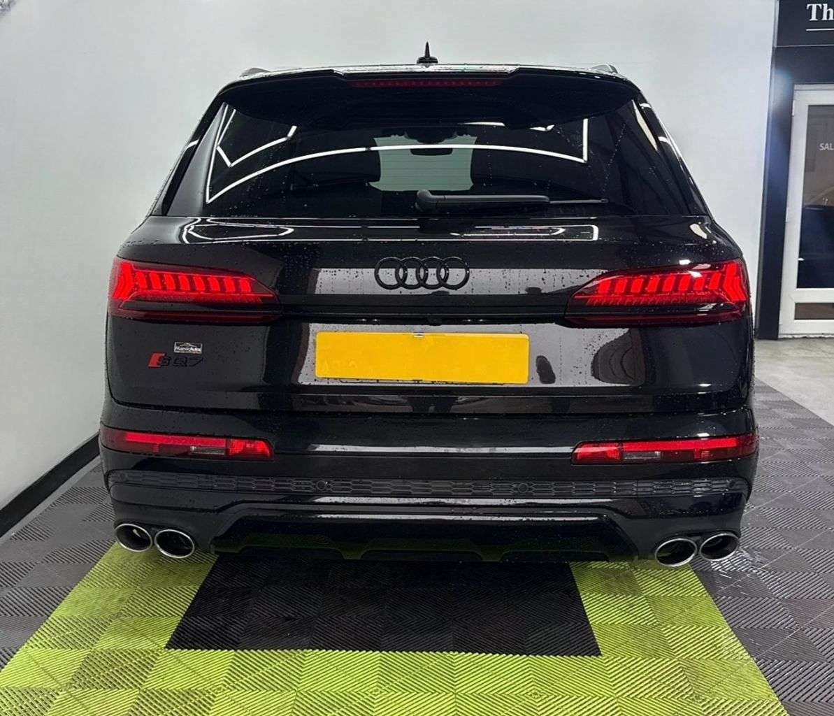 2023 AUDI SQ7 2023 AUDI SQ7