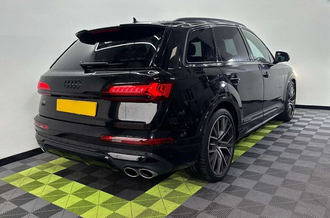 A 2023 AUDI SQ7 4.0 TFSI V8 Vorsprung SUV 5dr Petrol Tiptronic quattro Euro 6 (s/s) (507 ps A 2023 AUDI SQ7 4.0 TFSI V8 Vorsprung SUV 5dr Petrol Tiptronic quattro Euro 6 (s/s) (507 ps