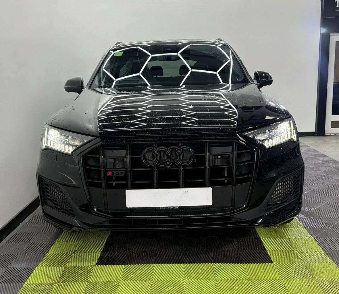 A 2023 AUDI SQ7 4.0 TFSI V8 Vorsprung SUV 5dr Petrol Tiptronic quattro Euro 6 (s/s) (507 ps A 2023 AUDI SQ7 4.0 TFSI V8 Vorsprung SUV 5dr Petrol Tiptronic quattro Euro 6 (s/s) (507 ps