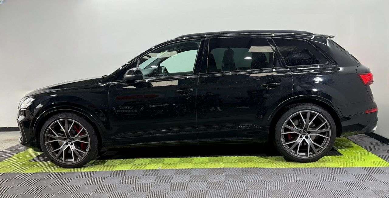 2023 AUDI SQ7 2023 AUDI SQ7