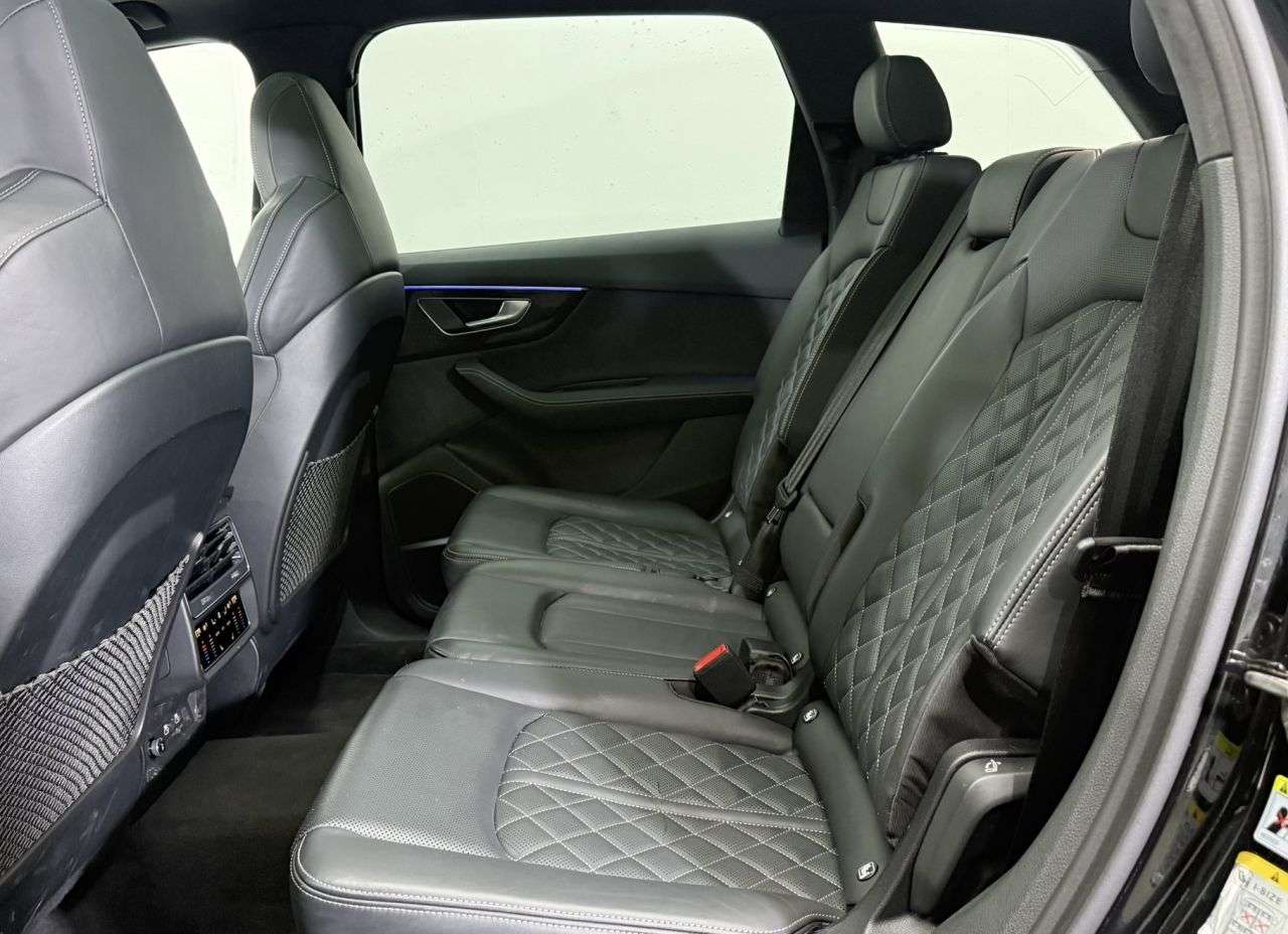 2023 AUDI SQ7 2023 AUDI SQ7