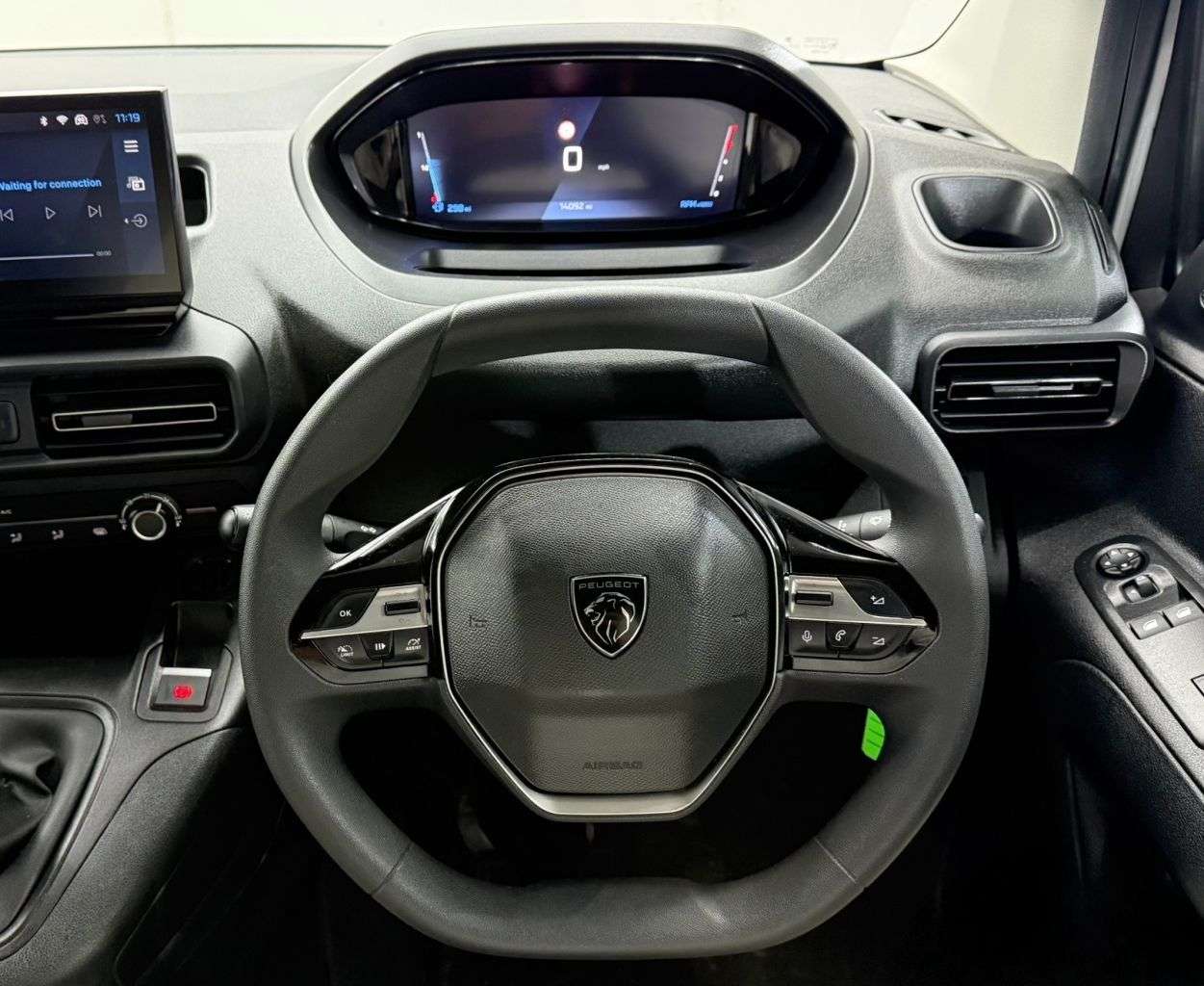 2024 PEUGEOT PARTNER 2024 PEUGEOT PARTNER