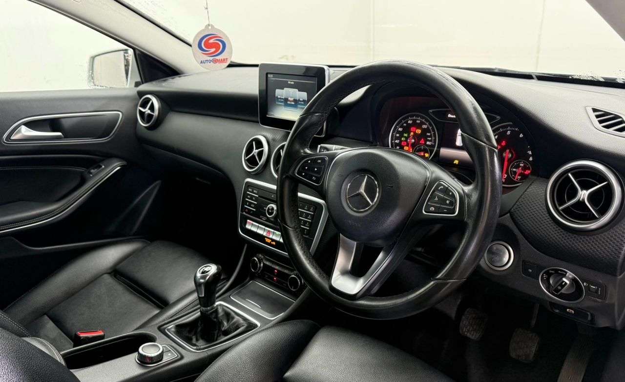 2018 MERCEDES-BENZ A-CLASS 2018 MERCEDES-BENZ A-CLASS