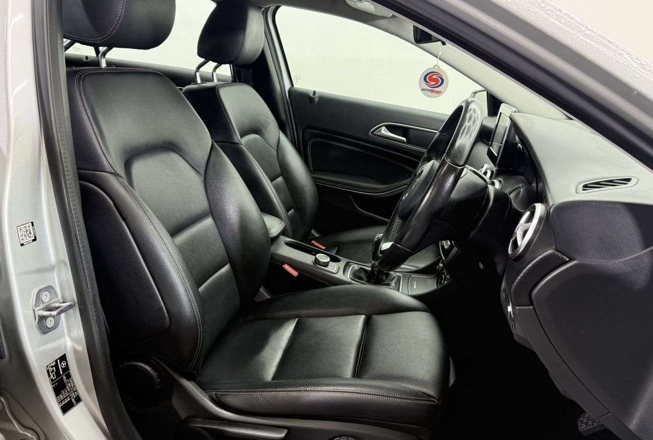 2018 MERCEDES-BENZ A-CLASS 2018 MERCEDES-BENZ A-CLASS