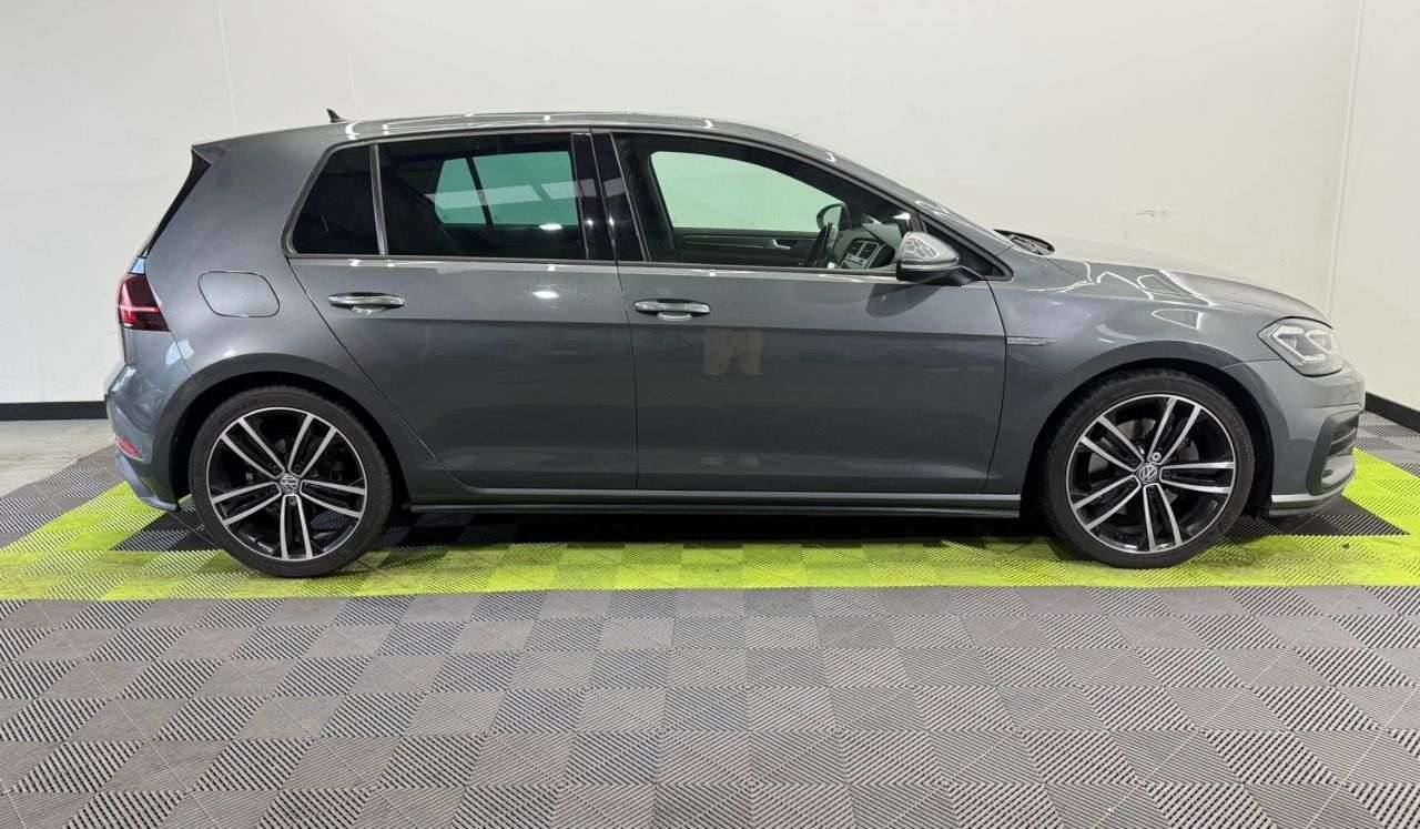 2017 VOLKSWAGEN GOLF 2017 VOLKSWAGEN GOLF