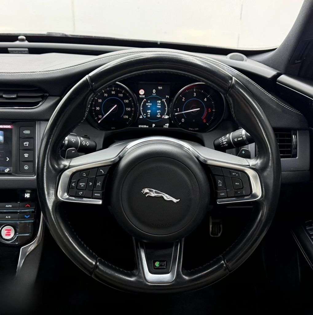 2016 JAGUAR XF 2016 JAGUAR XF