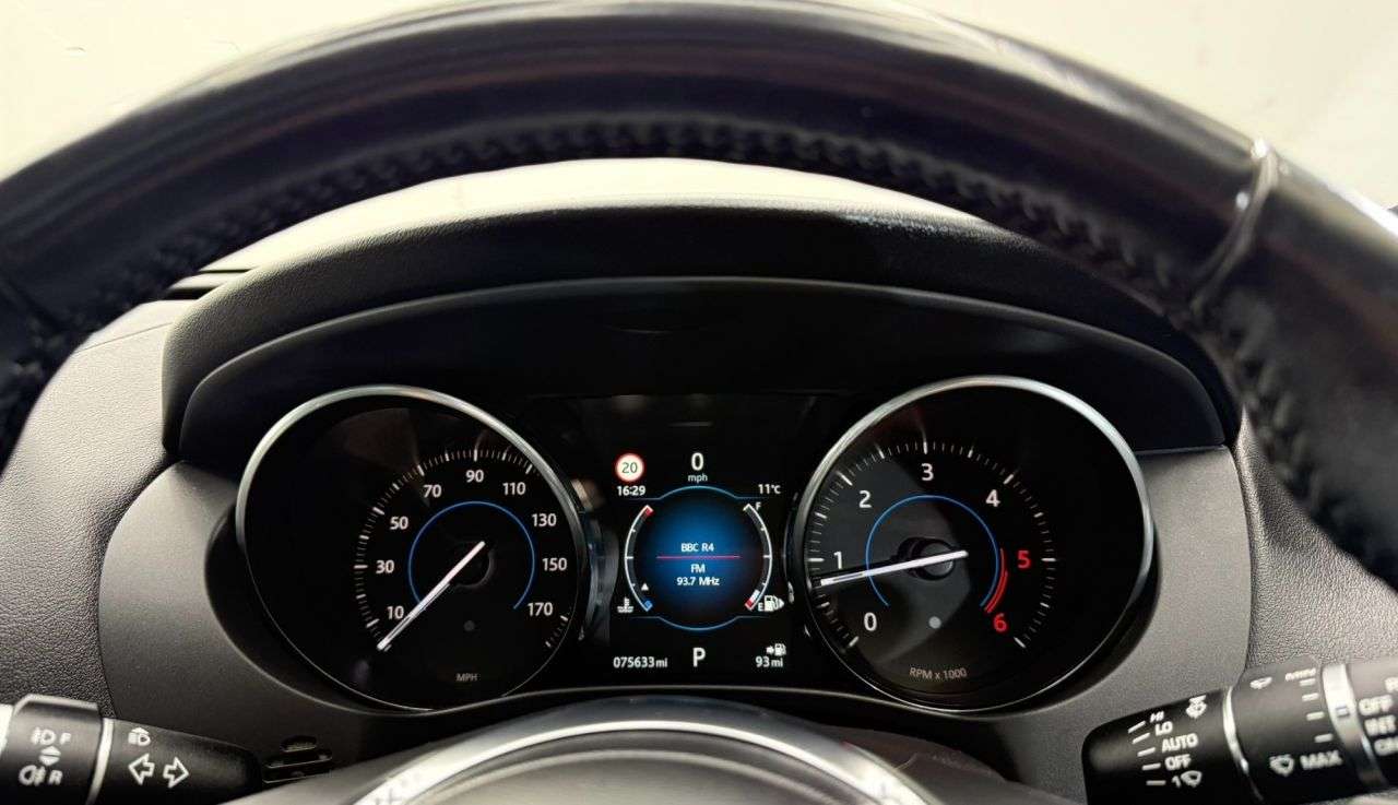 2017 JAGUAR F-PACE 2017 JAGUAR F-PACE
