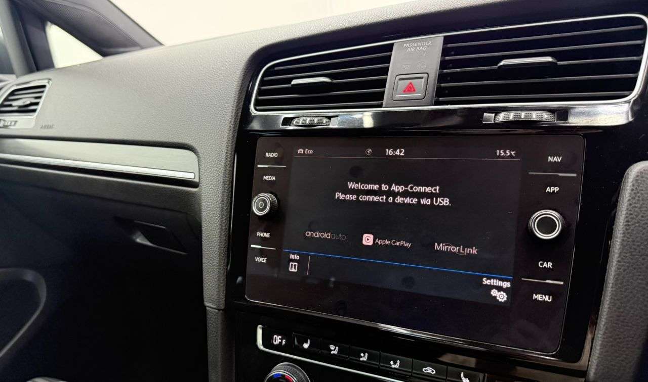 2018 VOLKSWAGEN GOLF 2018 VOLKSWAGEN GOLF