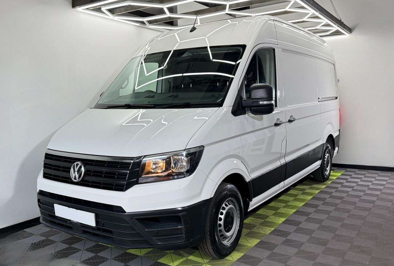 A 2019 VOLKSWAGEN CRAFTER 2.0 TDI CR35 Startline Panel Van 5dr Diesel Manual FWD MWB High Roof Euro 6 A 2019 VOLKSWAGEN CRAFTER 2.0 TDI CR35 Startline Panel Van 5dr Diesel Manual FWD MWB High Roof Euro 6