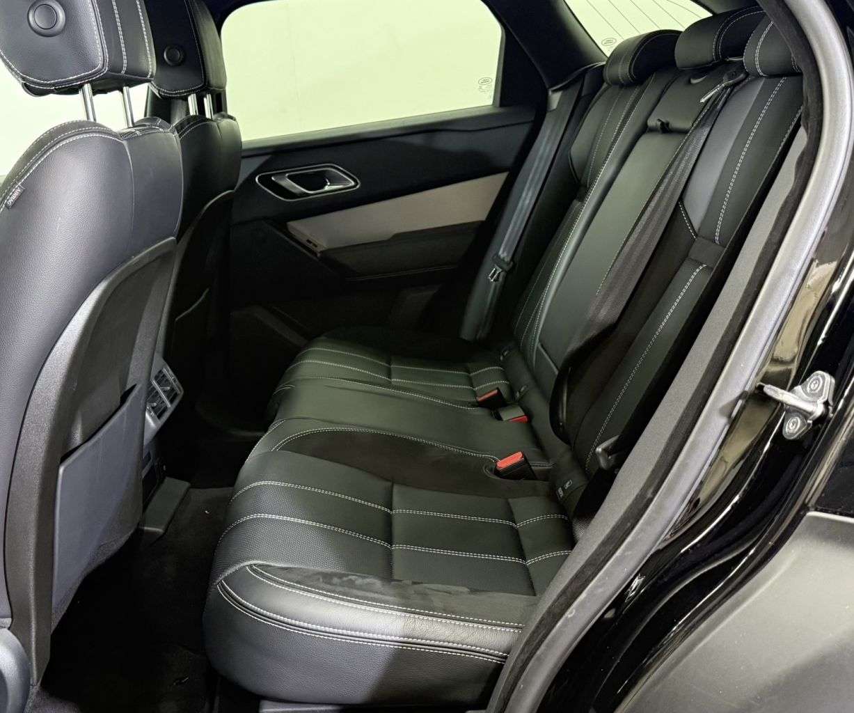 2019 LAND ROVER RANGE ROVER VELAR 2019 LAND ROVER RANGE ROVER VELAR