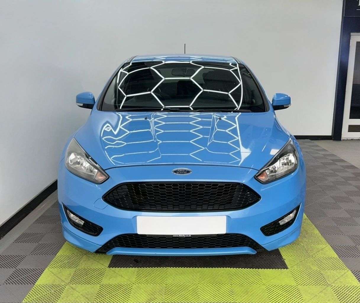 A 2017 FORD FOCUS 1.5 TDCi ST-Line Hatchback 5dr Diesel Manual Euro 6 (s/s) (120 ps) A 2017 FORD FOCUS 1.5 TDCi ST-Line Hatchback 5dr Diesel Manual Euro 6 (s/s) (120 ps)
