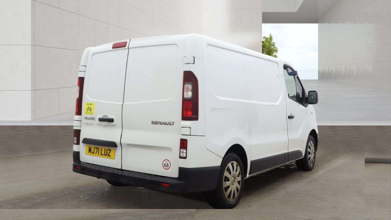 A 2021 RENAULT TRAFIC 2.0 dCi ENERGY 28 Business+ Panel Van 5dr Diesel Manual SWB Standard Roof E A 2021 RENAULT TRAFIC 2.0 dCi ENERGY 28 Business+ Panel Van 5dr Diesel Manual SWB Standard Roof E
