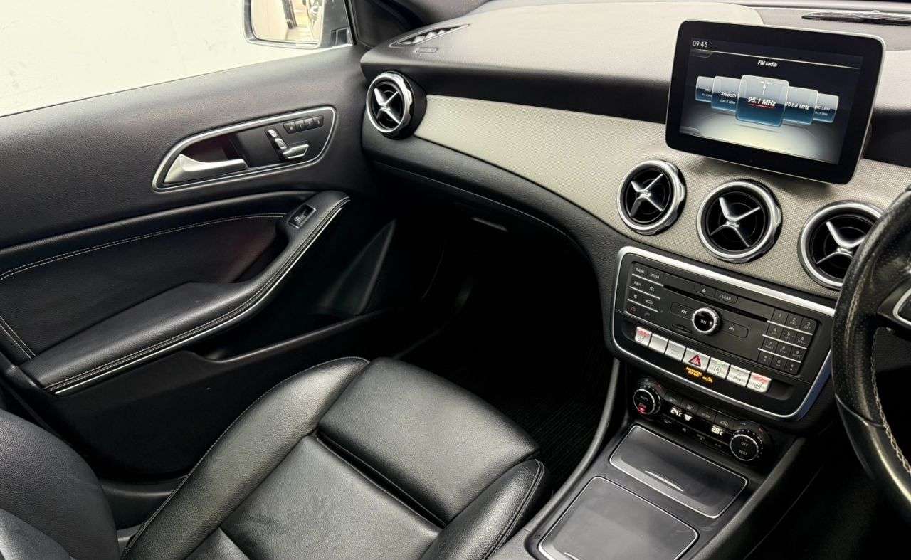 2017 MERCEDES-BENZ GLA 2017 MERCEDES-BENZ GLA