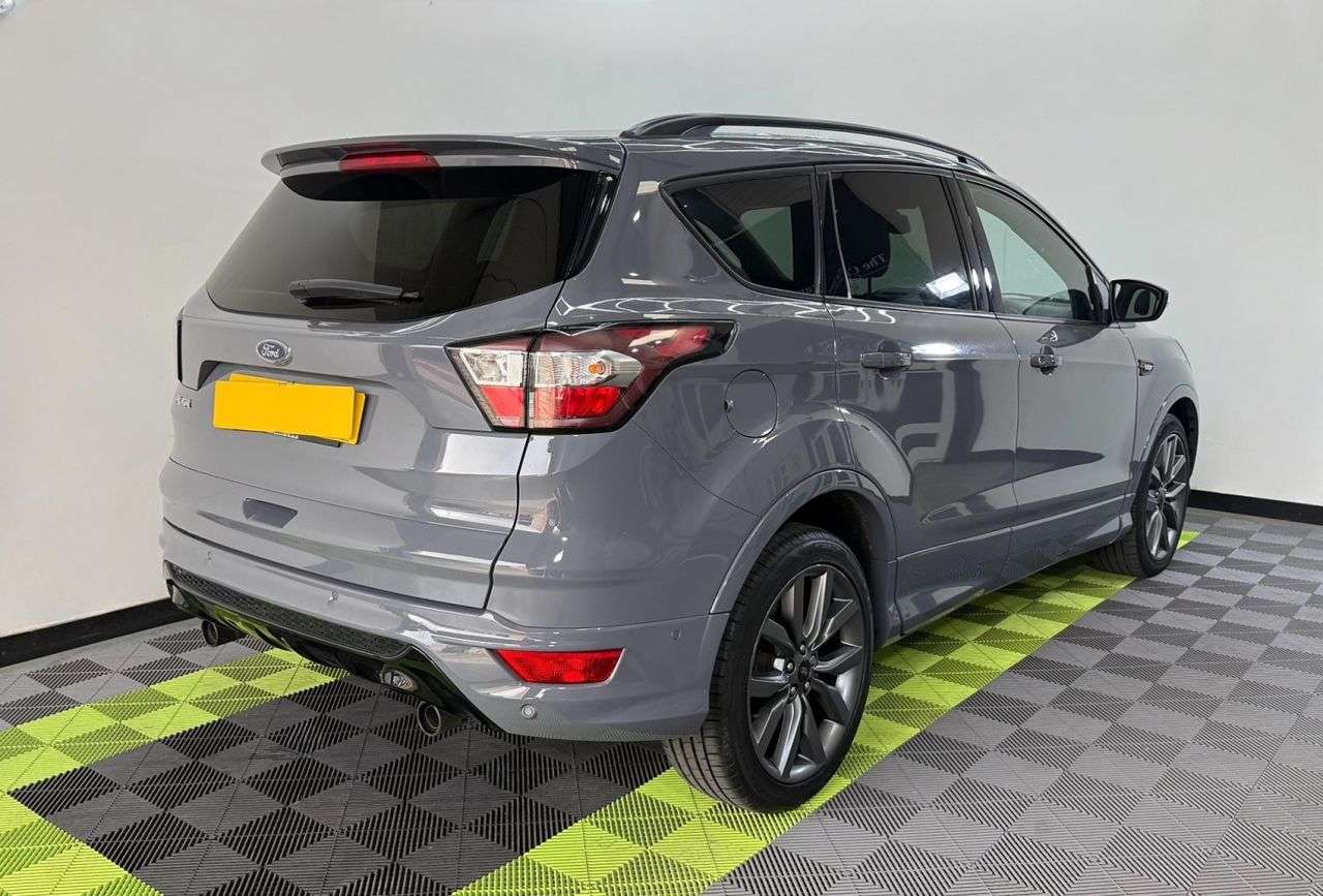 A 2019 FORD KUGA 2.0 TDCi EcoBlue ST-Line Edition SUV 5dr Diesel Powershift Euro 6 (120 ps) A 2019 FORD KUGA 2.0 TDCi EcoBlue ST-Line Edition SUV 5dr Diesel Powershift Euro 6 (120 ps)