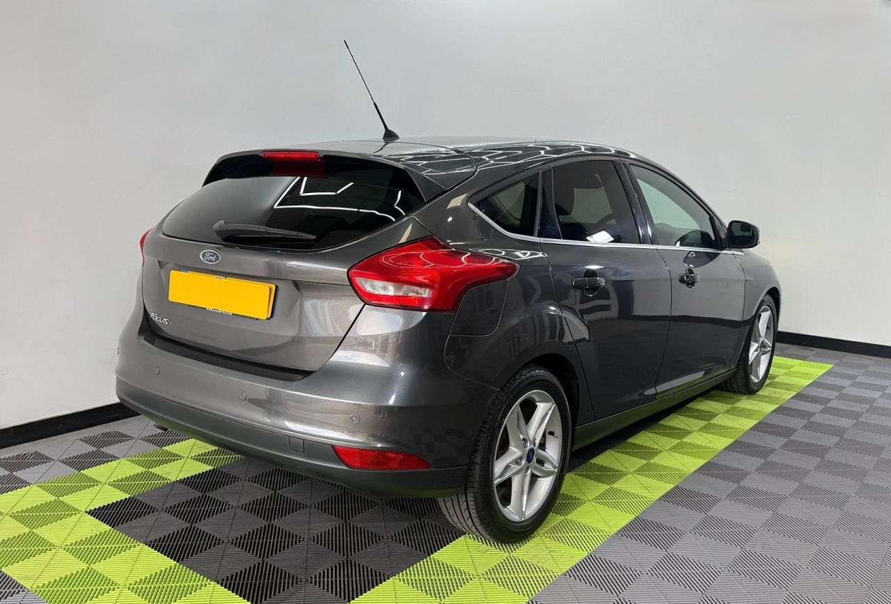 A 2016 FORD FOCUS 1.5 TDCi Titanium Hatchback 5dr Diesel Manual Euro 6 (s/s) (120 ps) A 2016 FORD FOCUS 1.5 TDCi Titanium Hatchback 5dr Diesel Manual Euro 6 (s/s) (120 ps)