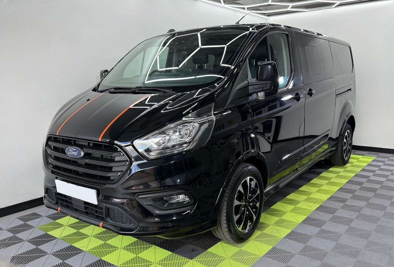 A 2022 FORD TRANSIT CUSTOM 2.0 310 EcoBlue Sport Panel Van 5dr Diesel Manual L1 H1 Euro 6 (s/s) (170 p A 2022 FORD TRANSIT CUSTOM 2.0 310 EcoBlue Sport Panel Van 5dr Diesel Manual L1 H1 Euro 6 (s/s) (170 p