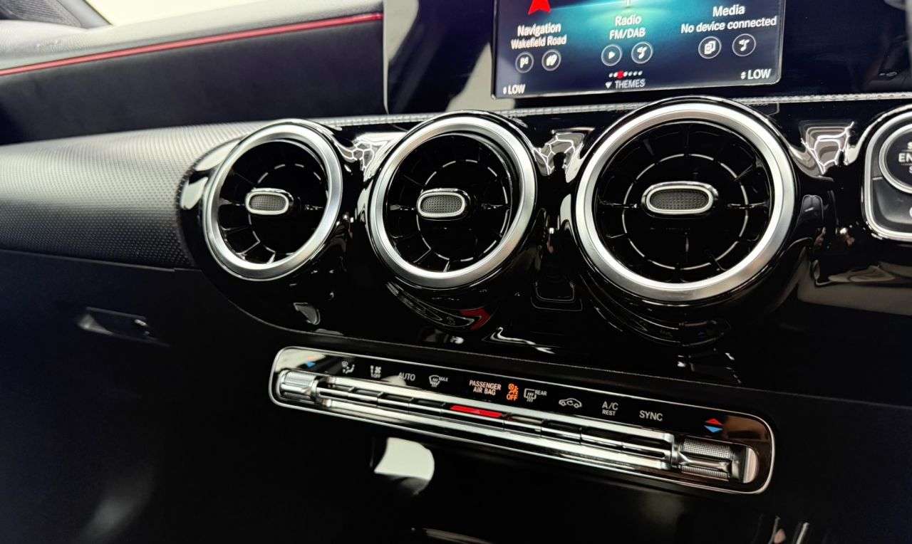2018 MERCEDES-BENZ A-CLASS 2018 MERCEDES-BENZ A-CLASS