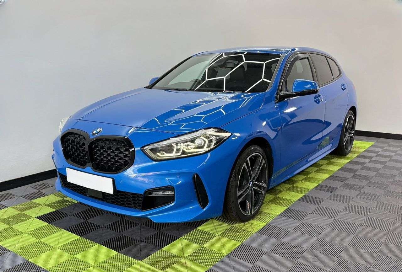 A 2023 BMW 1 SERIES 1.5 116d M Sport (LCP) Hatchback 5dr Diesel DCT Euro 6 (s/s) (116 ps) A 2023 BMW 1 SERIES 1.5 116d M Sport (LCP) Hatchback 5dr Diesel DCT Euro 6 (s/s) (116 ps)