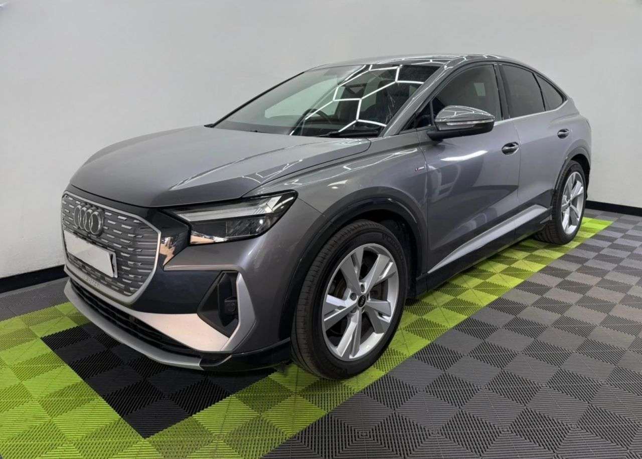 A 2023 AUDI Q4 E-TRON 40 S line Sportback 5dr Electric Auto 82kWh (204 ps) A 2023 AUDI Q4 E-TRON 40 S line Sportback 5dr Electric Auto 82kWh (204 ps)