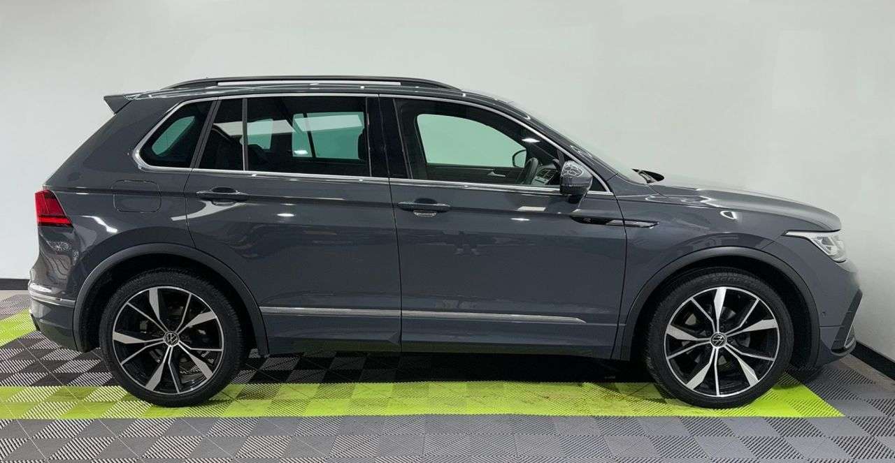 2021 VOLKSWAGEN TIGUAN 2021 VOLKSWAGEN TIGUAN