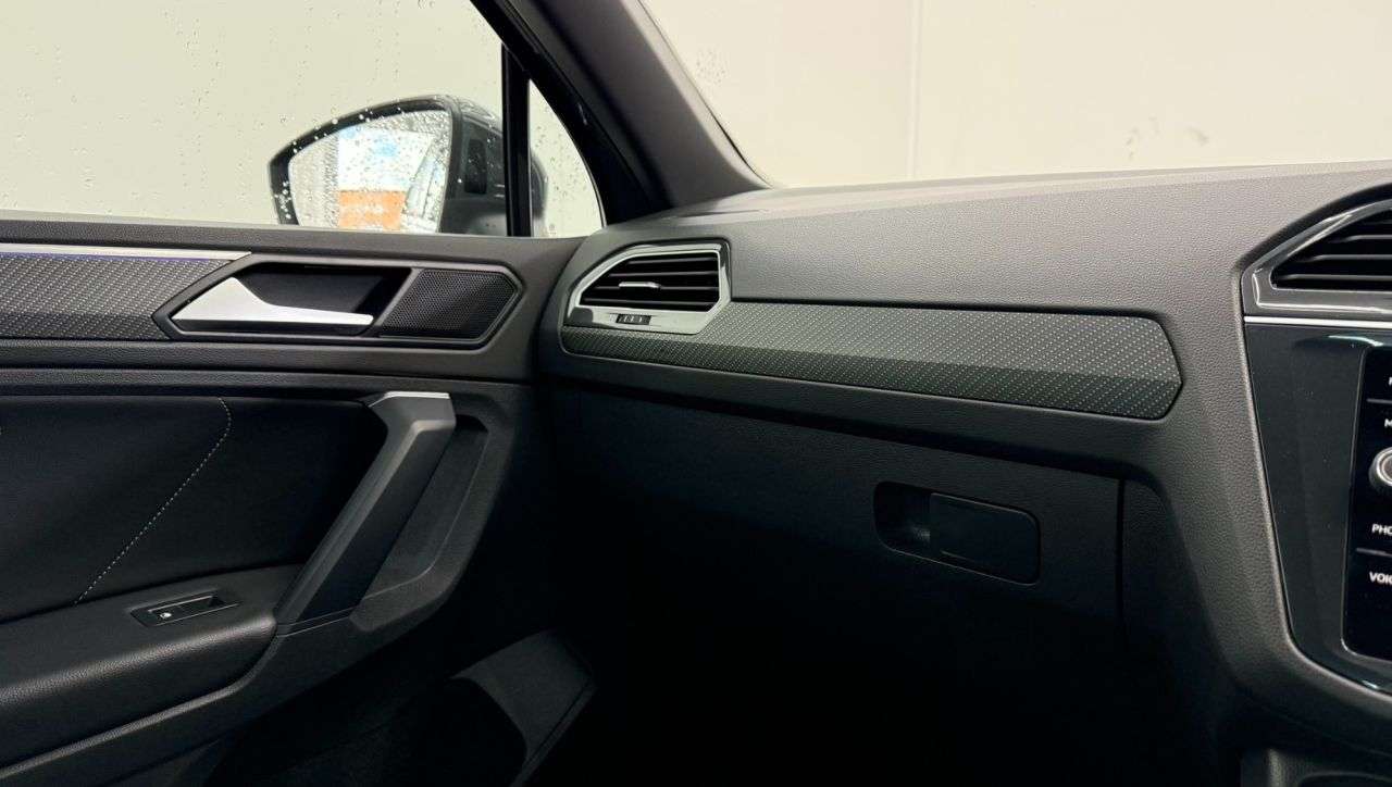 2021 VOLKSWAGEN TIGUAN 2021 VOLKSWAGEN TIGUAN