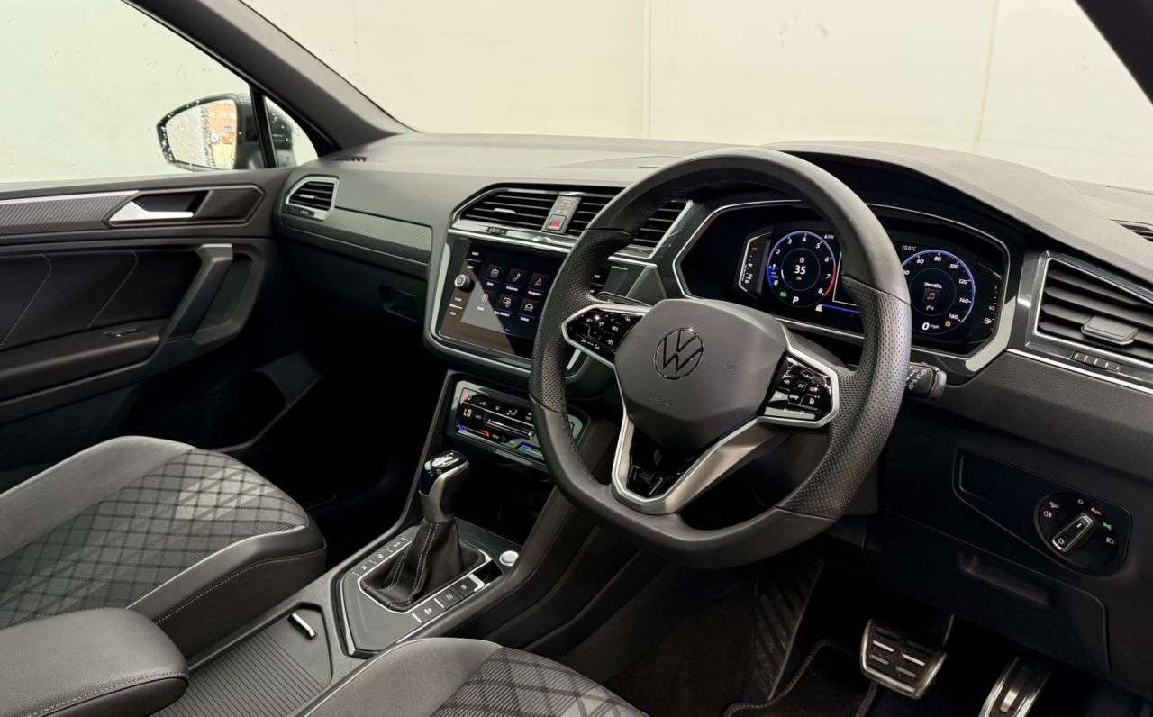 2021 VOLKSWAGEN TIGUAN 2021 VOLKSWAGEN TIGUAN