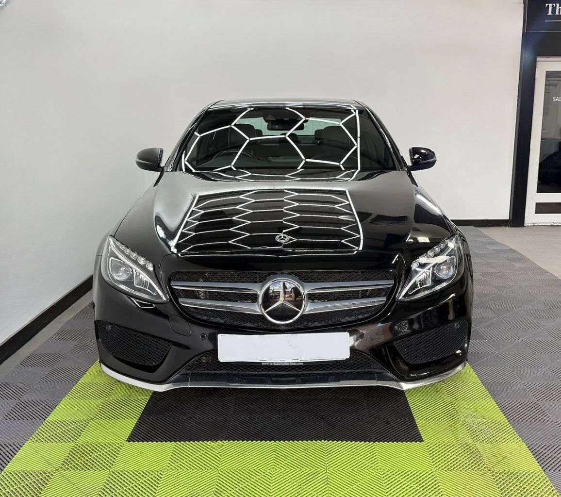 A 2018 MERCEDES-BENZ C CLASS 2.1 C220d AMG Line (Premium Plus) Saloon 4dr Diesel G-Tronic+ 4MATIC Euro 6 A 2018 MERCEDES-BENZ C CLASS 2.1 C220d AMG Line (Premium Plus) Saloon 4dr Diesel G-Tronic+ 4MATIC Euro 6