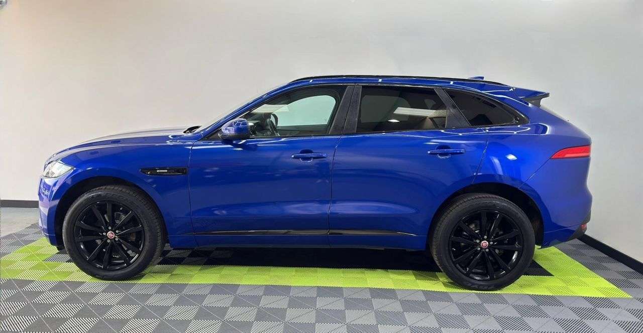 2018 JAGUAR F-PACE 2018 JAGUAR F-PACE