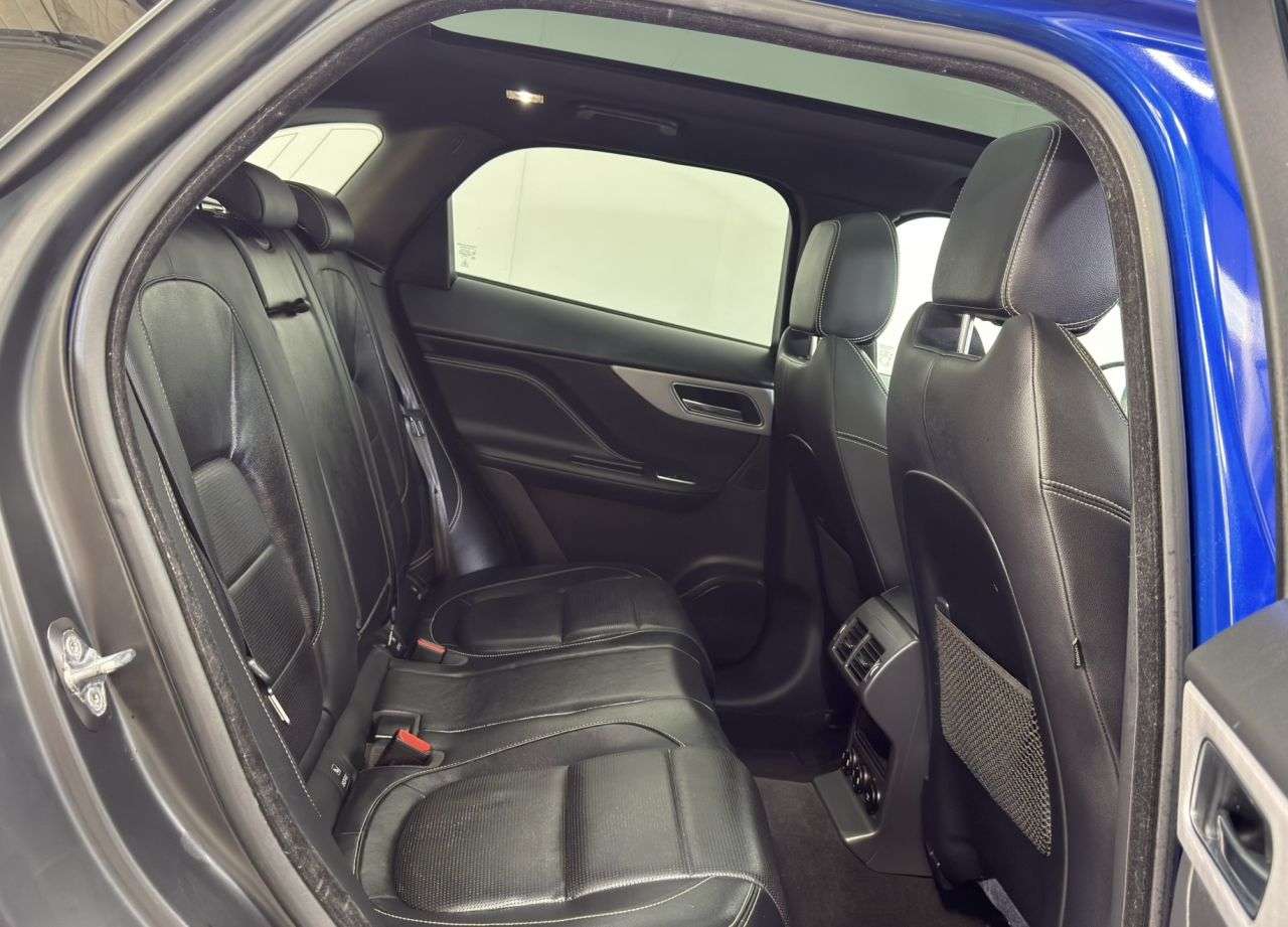 2018 JAGUAR F-PACE 2018 JAGUAR F-PACE
