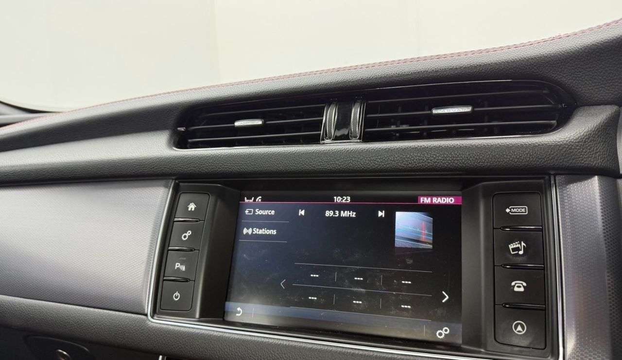 2015 JAGUAR XF 2015 JAGUAR XF