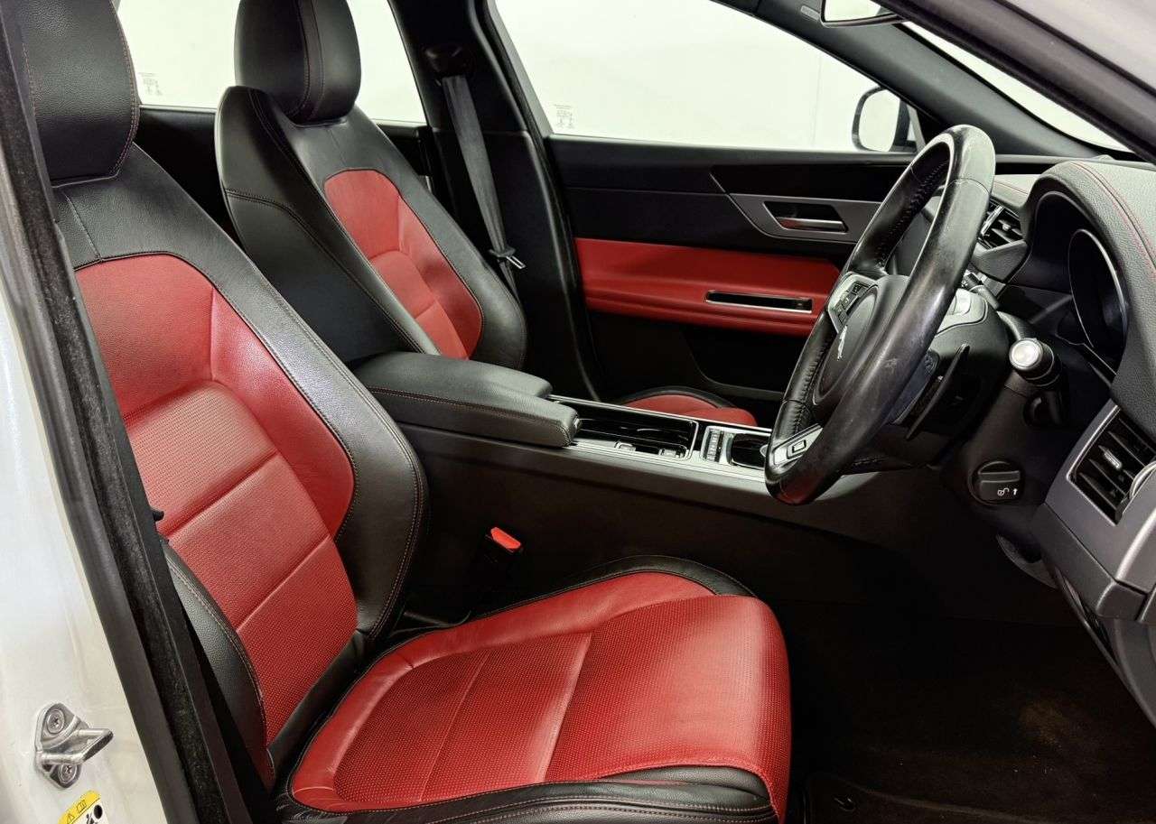 2015 JAGUAR XF 2015 JAGUAR XF
