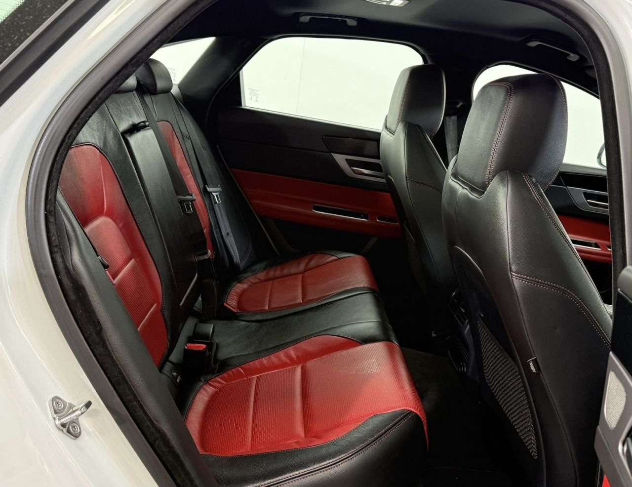 2015 JAGUAR XF 2015 JAGUAR XF