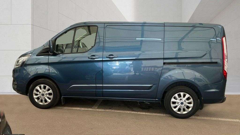 A 2019 FORD TRANSIT CUSTOM 2.0 280 EcoBlue Limited Panel Van 5dr Diesel Manual L1 H1 Euro 6 (130 ps) A 2019 FORD TRANSIT CUSTOM 2.0 280 EcoBlue Limited Panel Van 5dr Diesel Manual L1 H1 Euro 6 (130 ps)