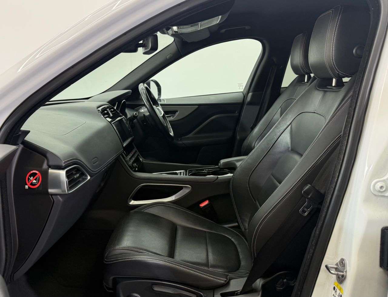 2016 JAGUAR F-PACE 2016 JAGUAR F-PACE