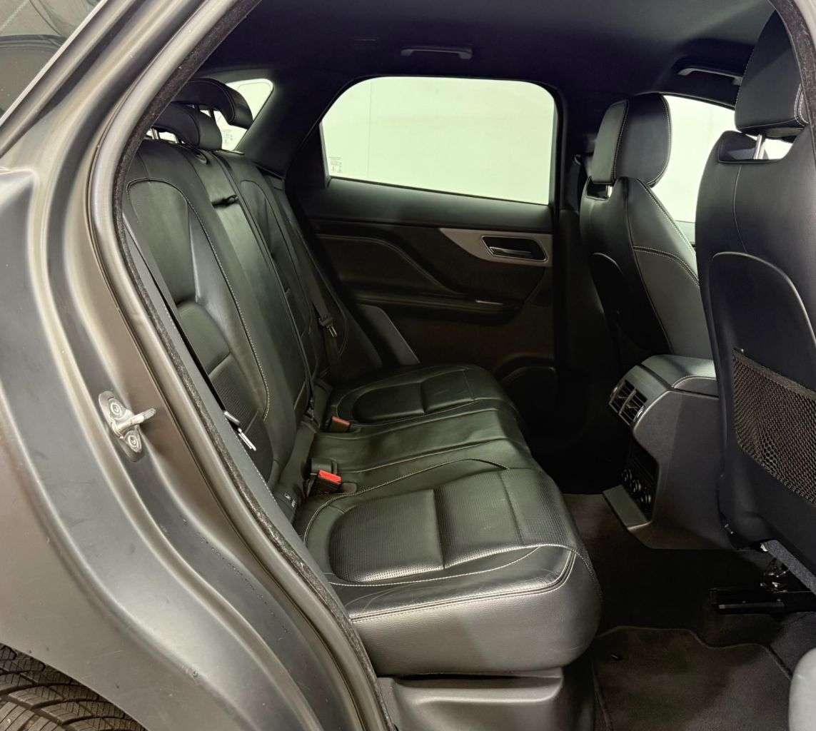 2016 JAGUAR F-PACE 2016 JAGUAR F-PACE