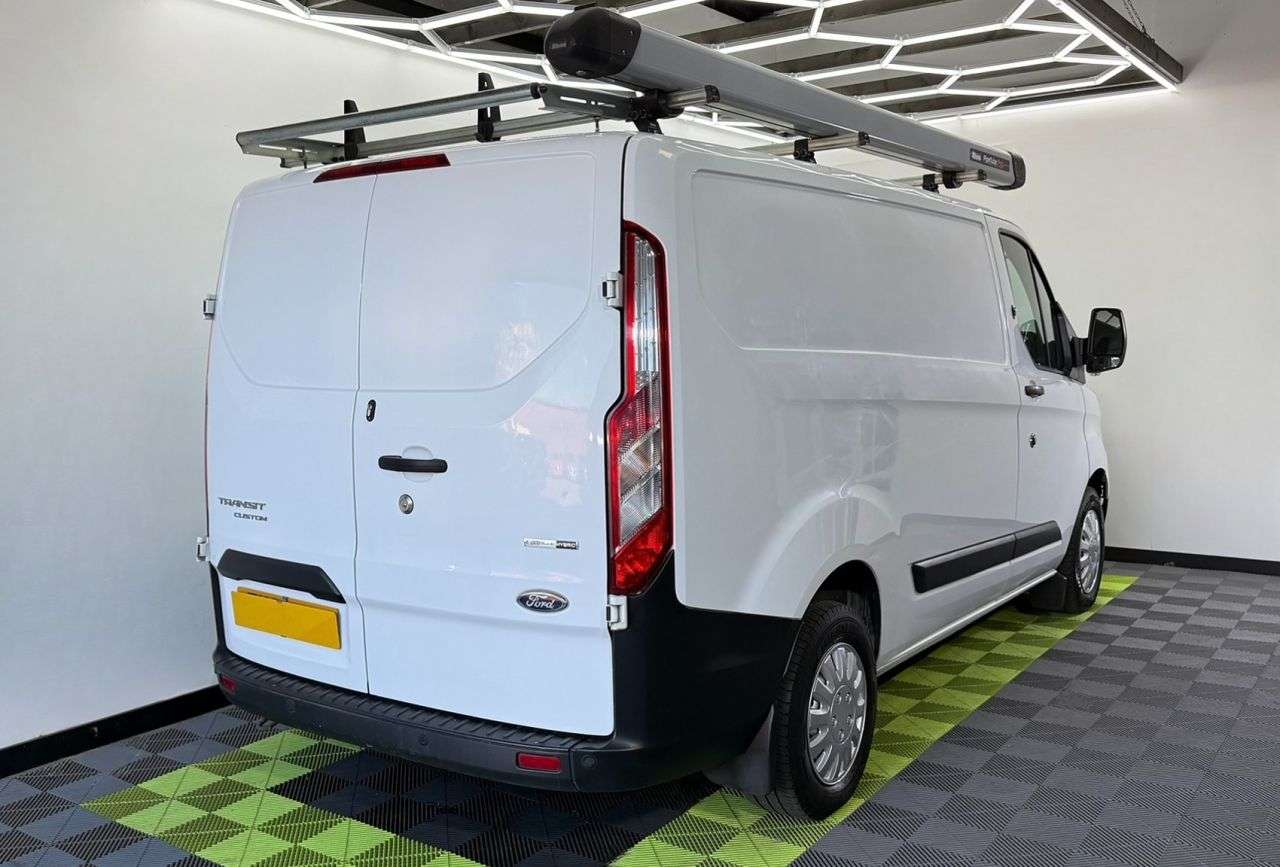 A 2021 FORD TRANSIT CUSTOM 2.0 300 EcoBlue MHEV Leader Panel Van 5dr Diesel Manual L1 H1 Euro 6 (s/s) A 2021 FORD TRANSIT CUSTOM 2.0 300 EcoBlue MHEV Leader Panel Van 5dr Diesel Manual L1 H1 Euro 6 (s/s)