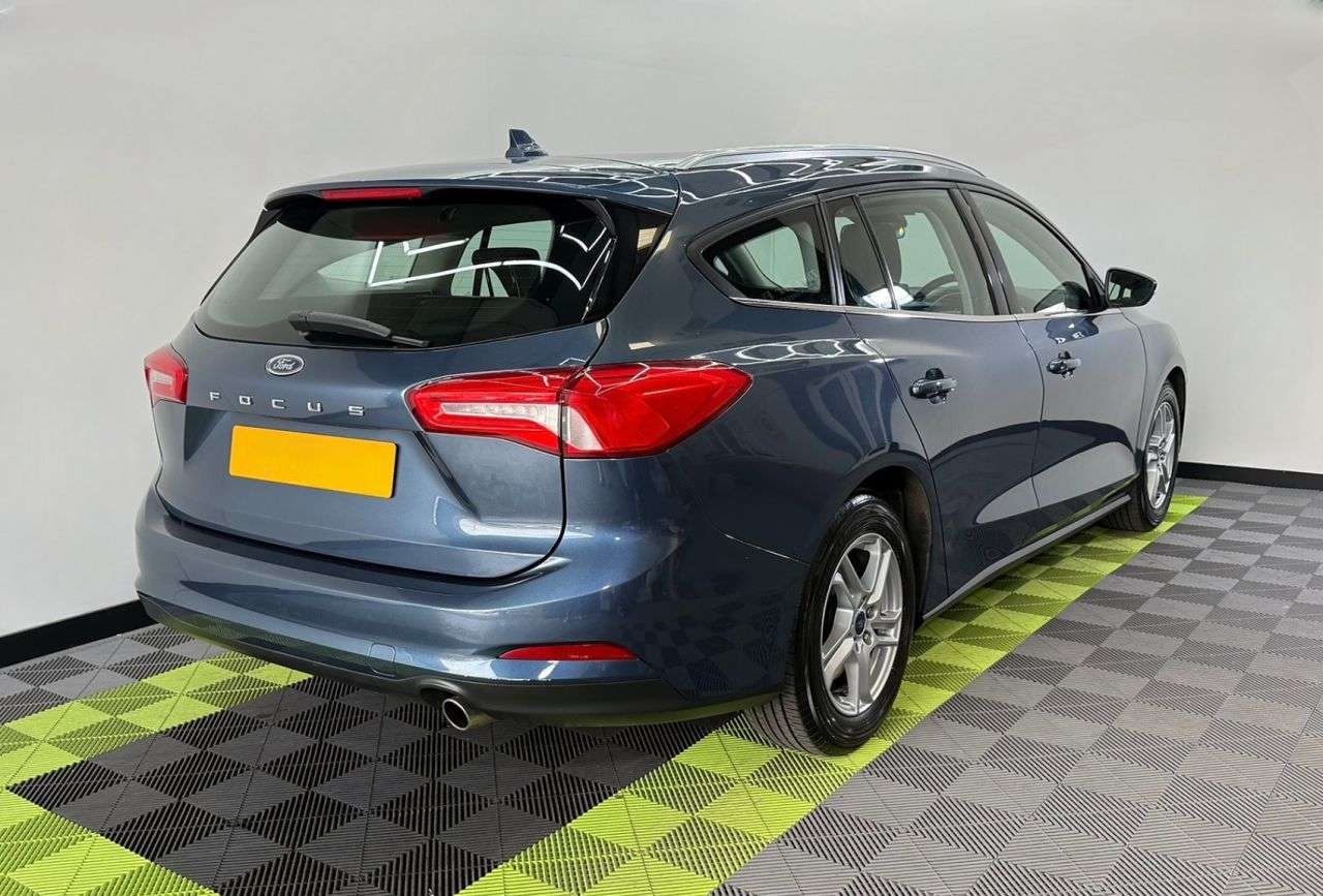 A 2019 FORD FOCUS 1.5 EcoBlue Zetec Estate 5dr Diesel Manual Euro 6 (s/s) (95 ps) A 2019 FORD FOCUS 1.5 EcoBlue Zetec Estate 5dr Diesel Manual Euro 6 (s/s) (95 ps)