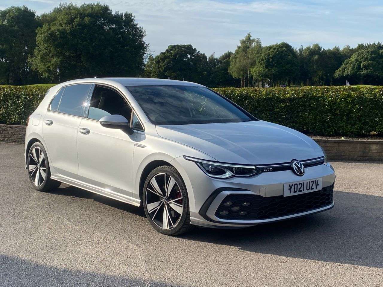 A 2021 VOLKSWAGEN GOLF 2.0 GTD TDI DSG 5dr 198 BHP A 2021 VOLKSWAGEN GOLF 2.0 GTD TDI DSG 5dr 198 BHP