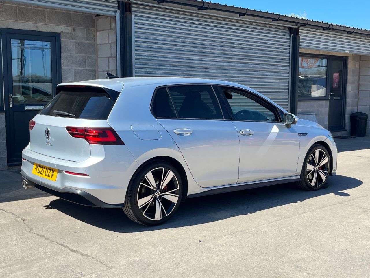 A 2021 VOLKSWAGEN GOLF 2.0 GTD TDI DSG 5dr 198 BHP A 2021 VOLKSWAGEN GOLF 2.0 GTD TDI DSG 5dr 198 BHP