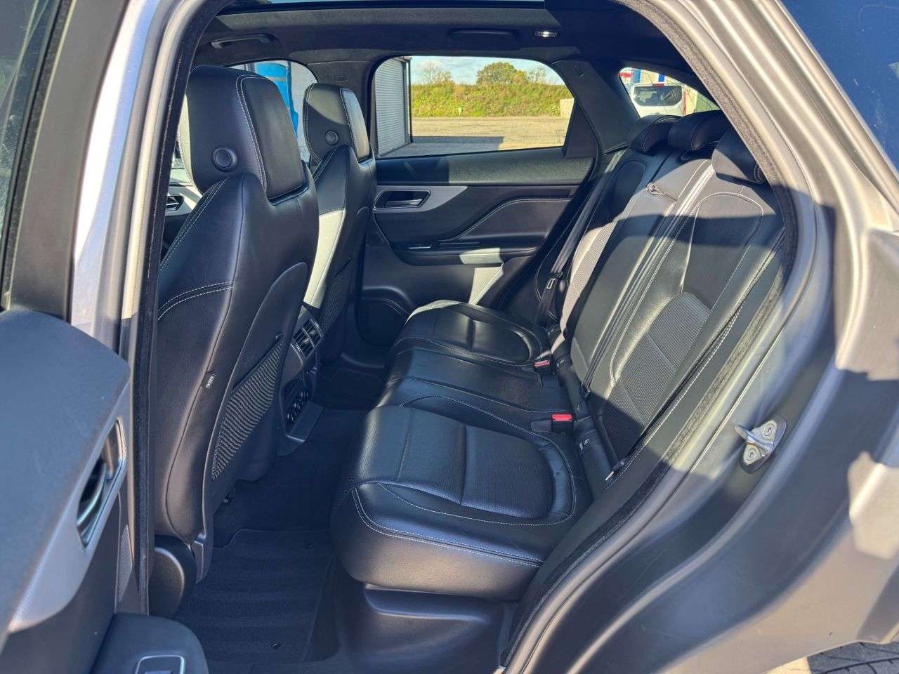 2019 JAGUAR F-PACE 2019 JAGUAR F-PACE