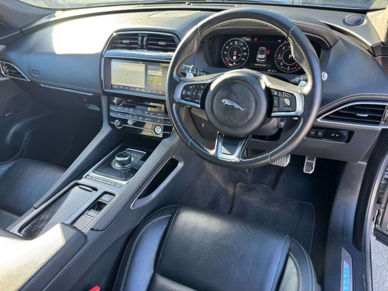 2019 JAGUAR F-PACE 2019 JAGUAR F-PACE