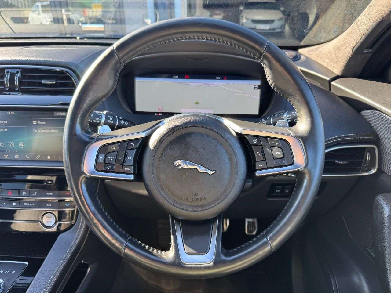 2019 JAGUAR F-PACE 2019 JAGUAR F-PACE