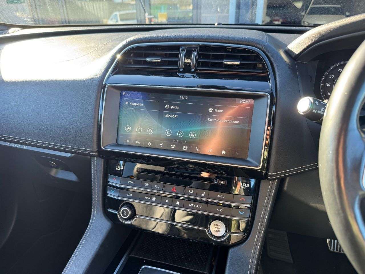 2019 JAGUAR F-PACE 2019 JAGUAR F-PACE