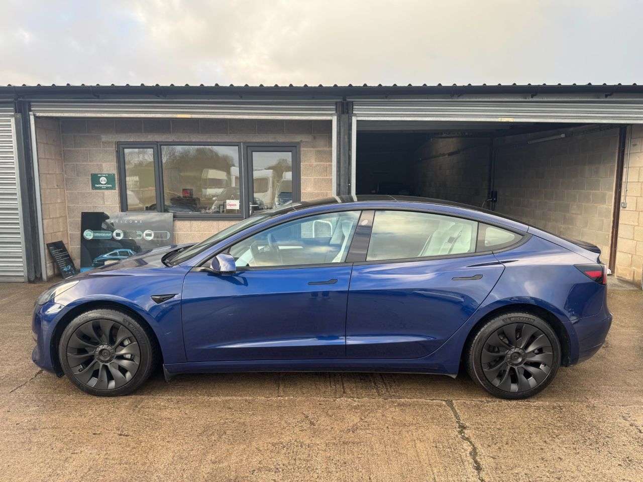 2021 TESLA MODEL 3 2021 TESLA MODEL 3