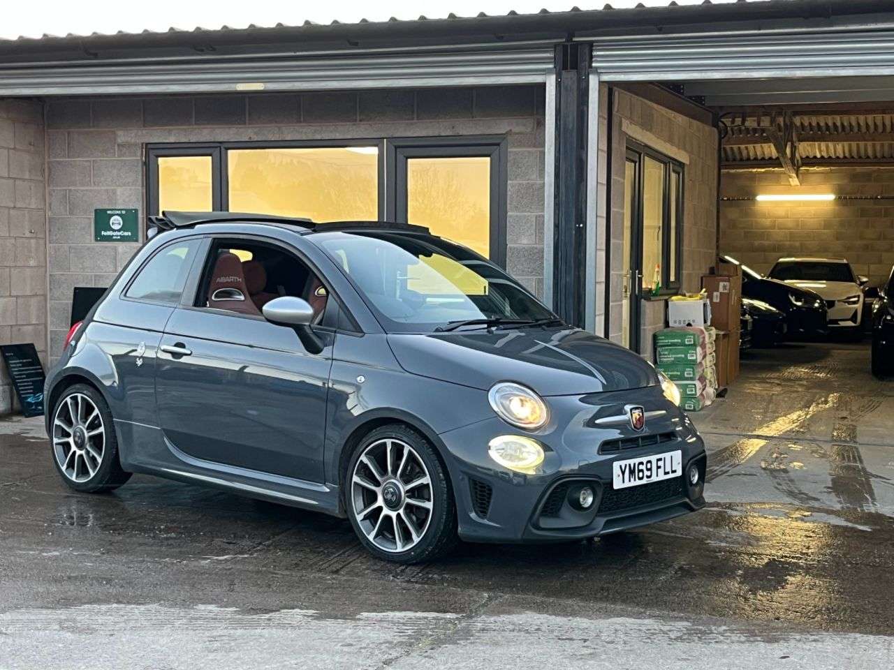 2020 ABARTH 595C 2020 ABARTH 595C