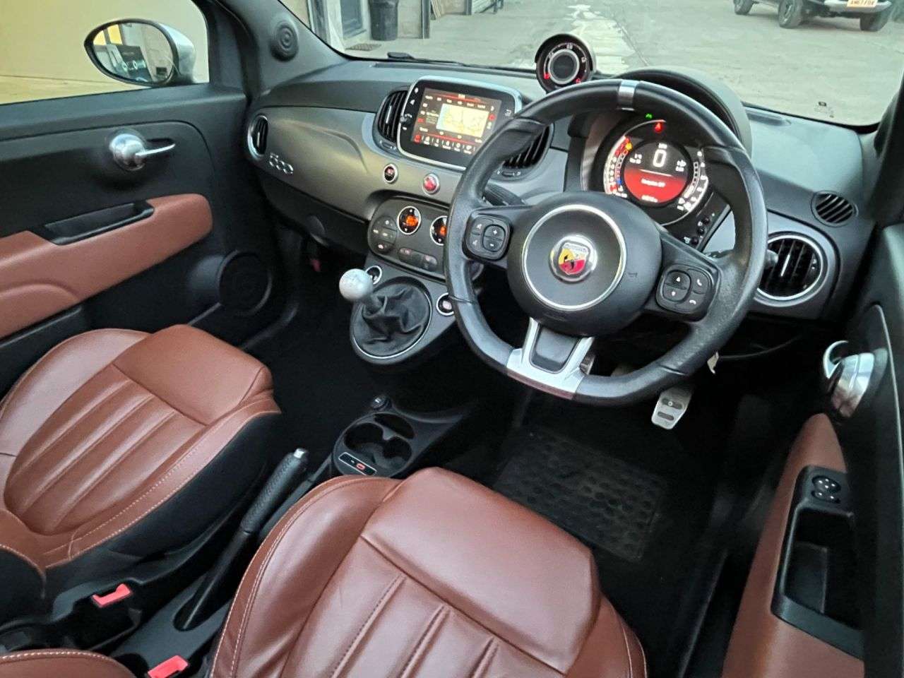 2020 ABARTH 595C 2020 ABARTH 595C